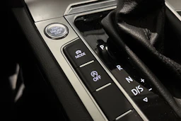met. sininen Volkswagen Passat 2018 kuva 31.