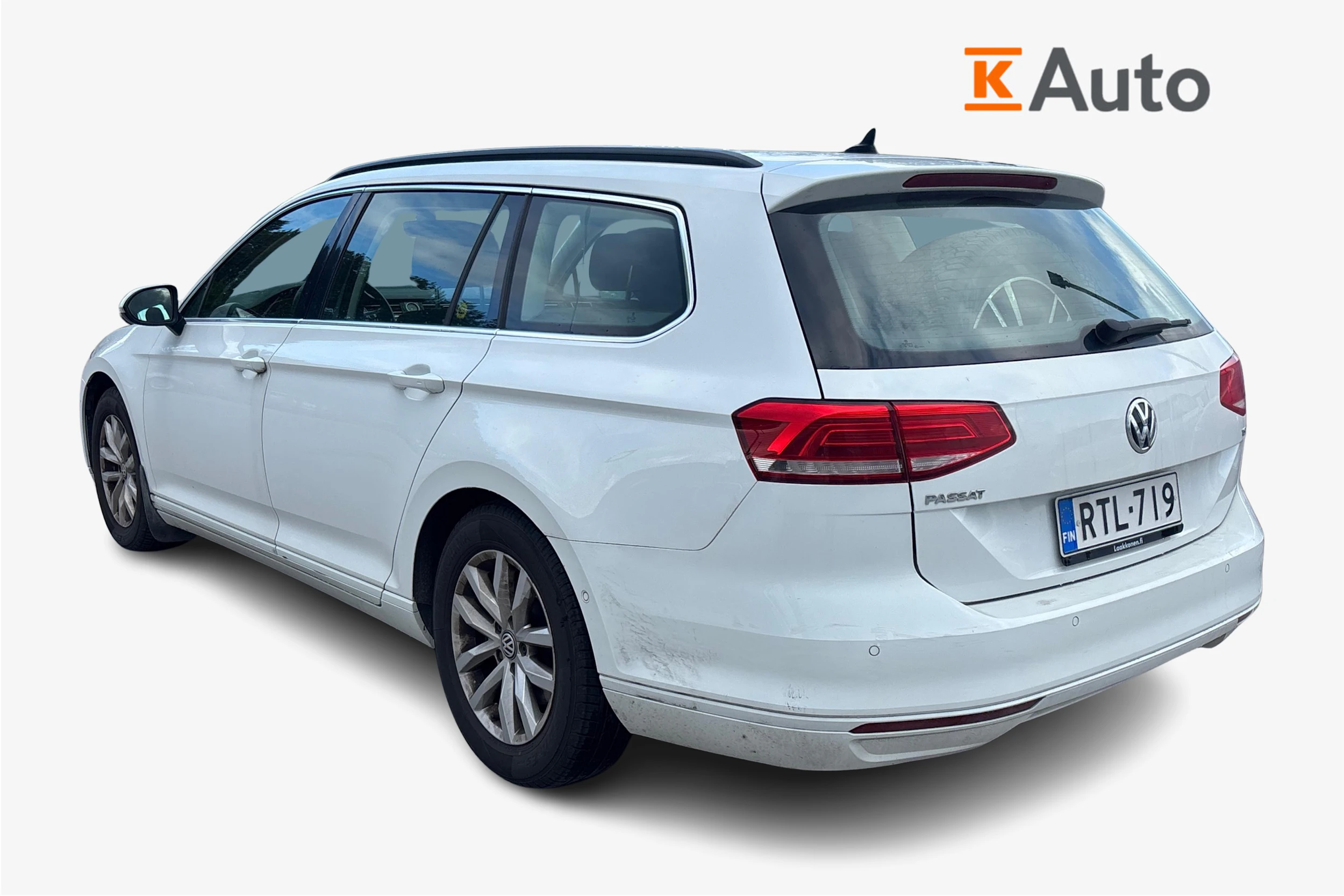 valkoinen Volkswagen Passat 2017 kuva 2.
