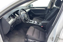 valkoinen Volkswagen Passat 2017 kuva 3.