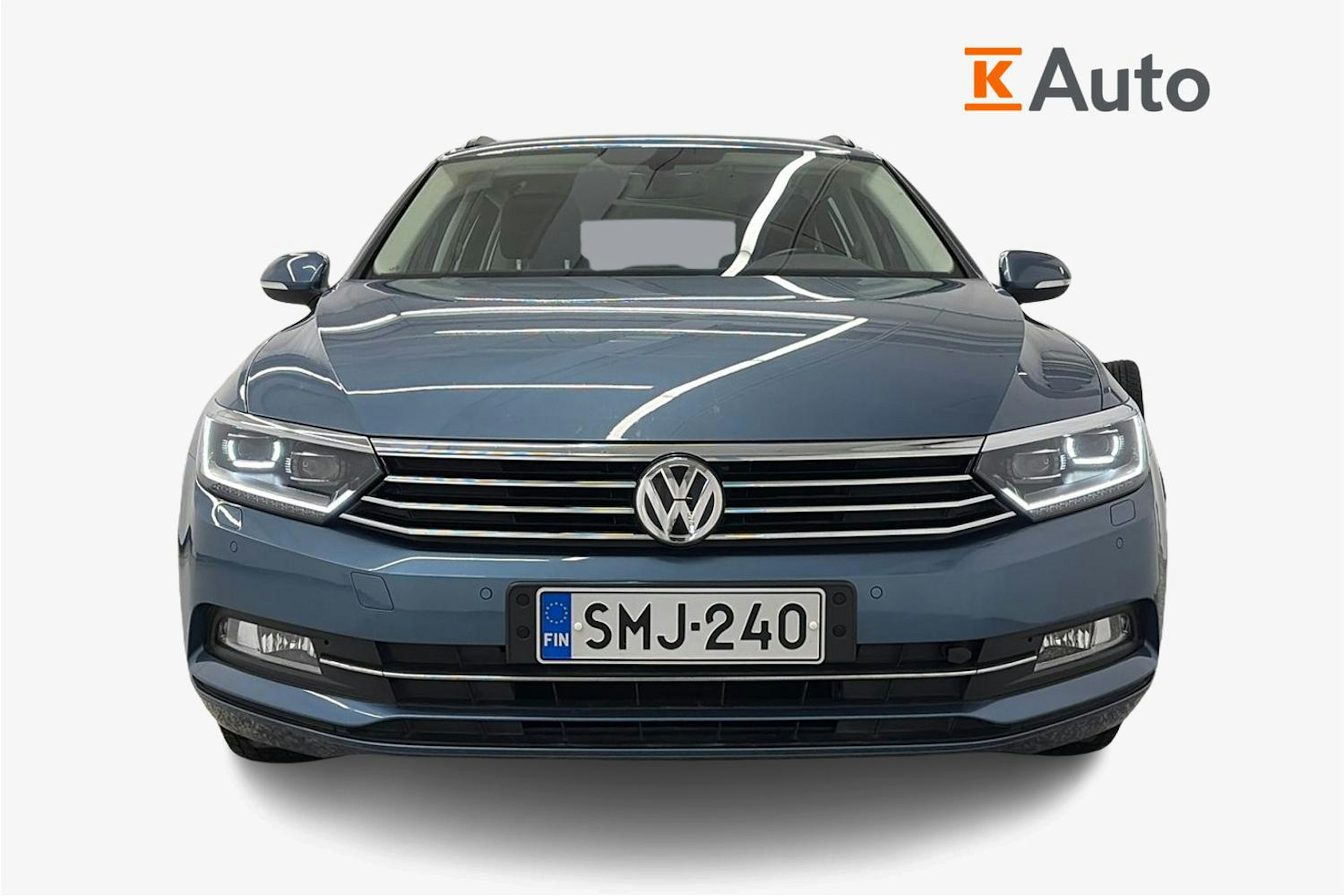 sininen Volkswagen Passat 2017 kuva 5.