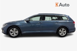 sininen Volkswagen Passat 2017 kuva 6.