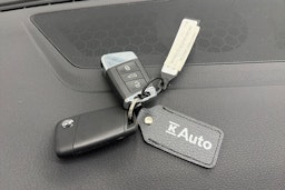 sininen Volkswagen Passat 2017 kuva 23.