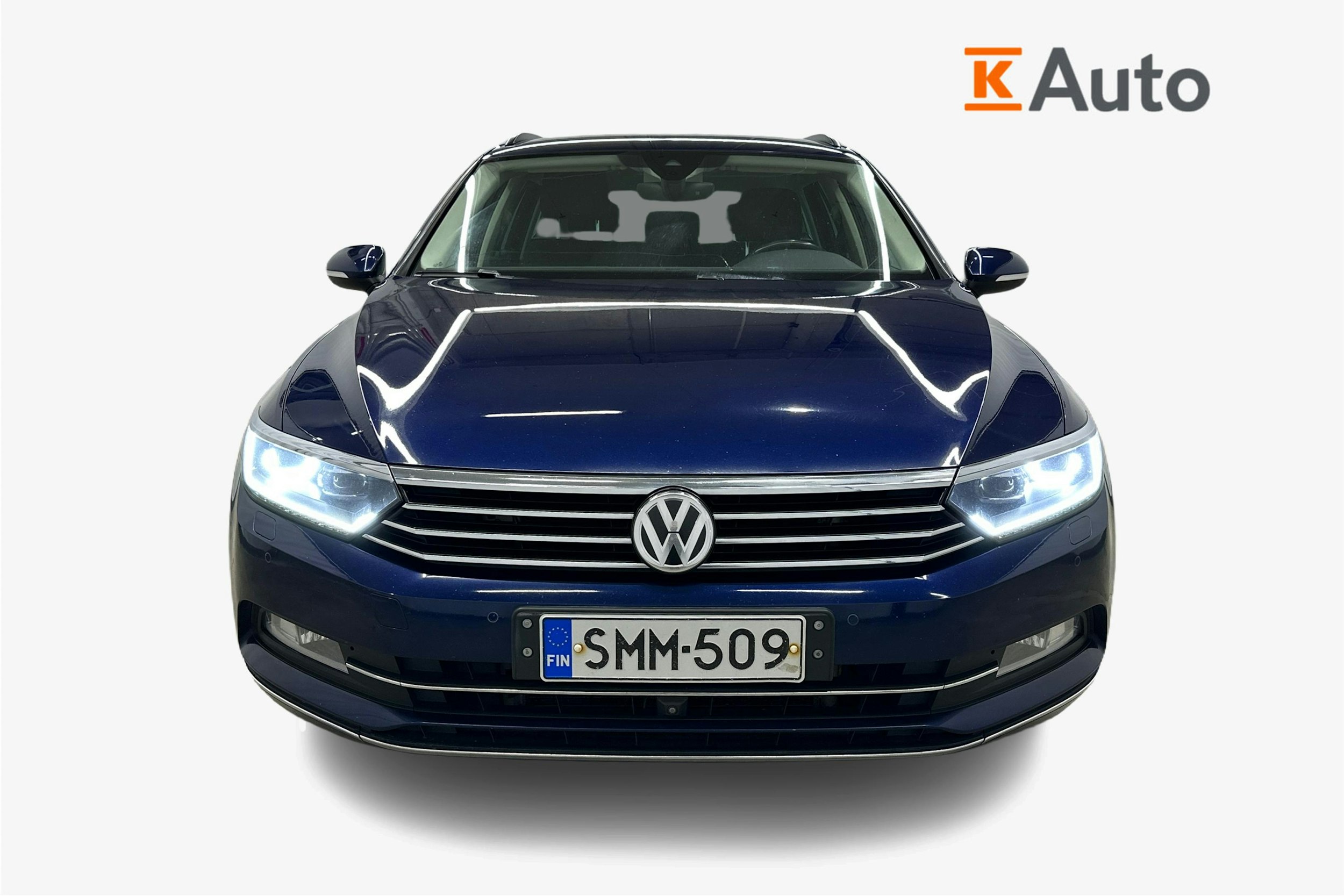 sininen Volkswagen Passat 2018 kuva 5.