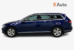 sininen Volkswagen Passat 2018 kuva 6.