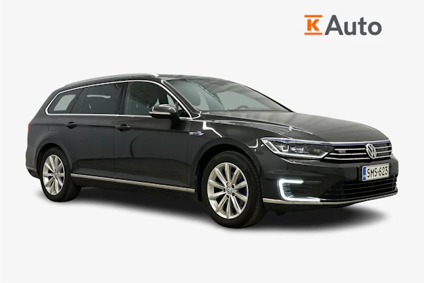 Volkswagen Passat Variant GTE Plug-In Hybrid 160 kW (218 hv) DSG-automaatti