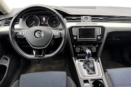 musta Volkswagen Passat 2017 kuva 3.