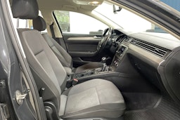Harmaa Volkswagen PASSAT 2017 kuva 14.