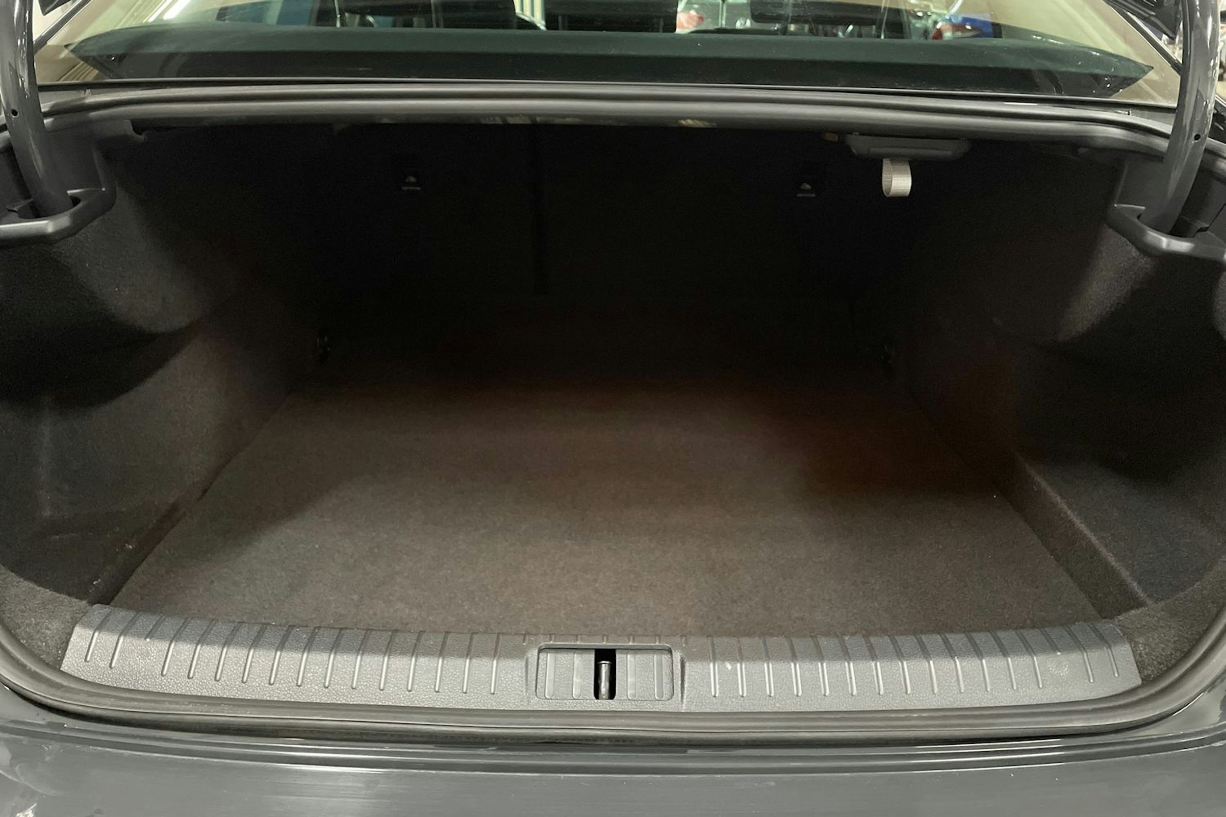 Harmaa Volkswagen PASSAT 2017 kuva 16.