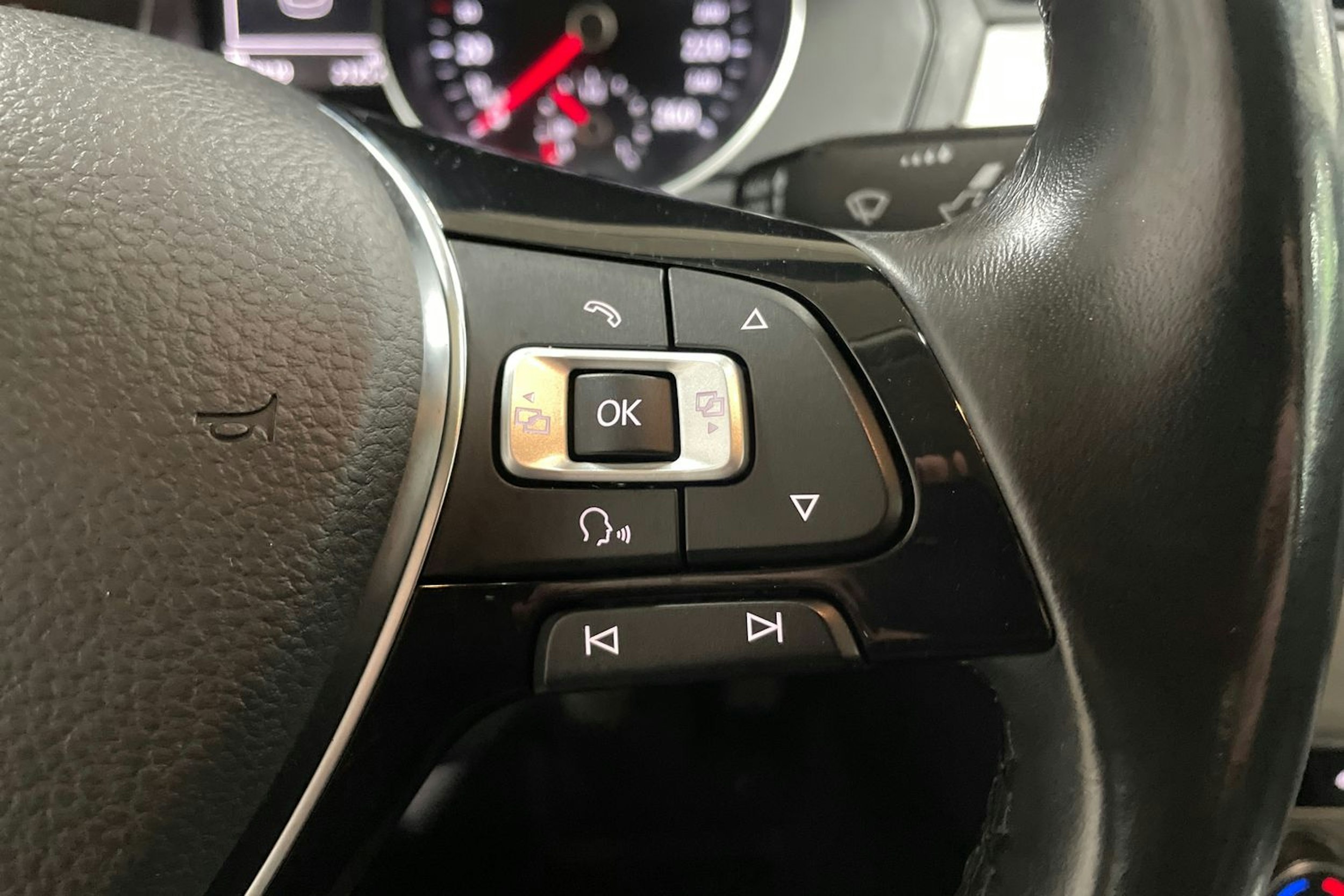 Harmaa Volkswagen PASSAT 2017 kuva 19.