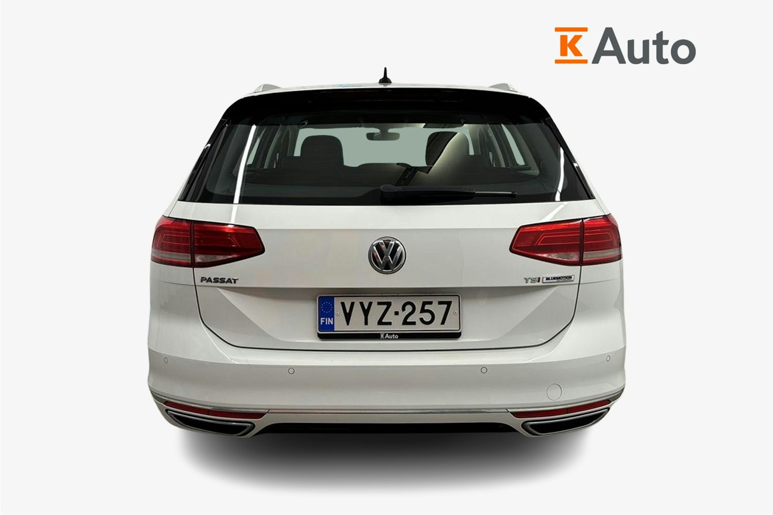 valkoinen Volkswagen Passat 2017 kuva 3.