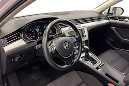 valkoinen Volkswagen Passat 2017 kuva 7.