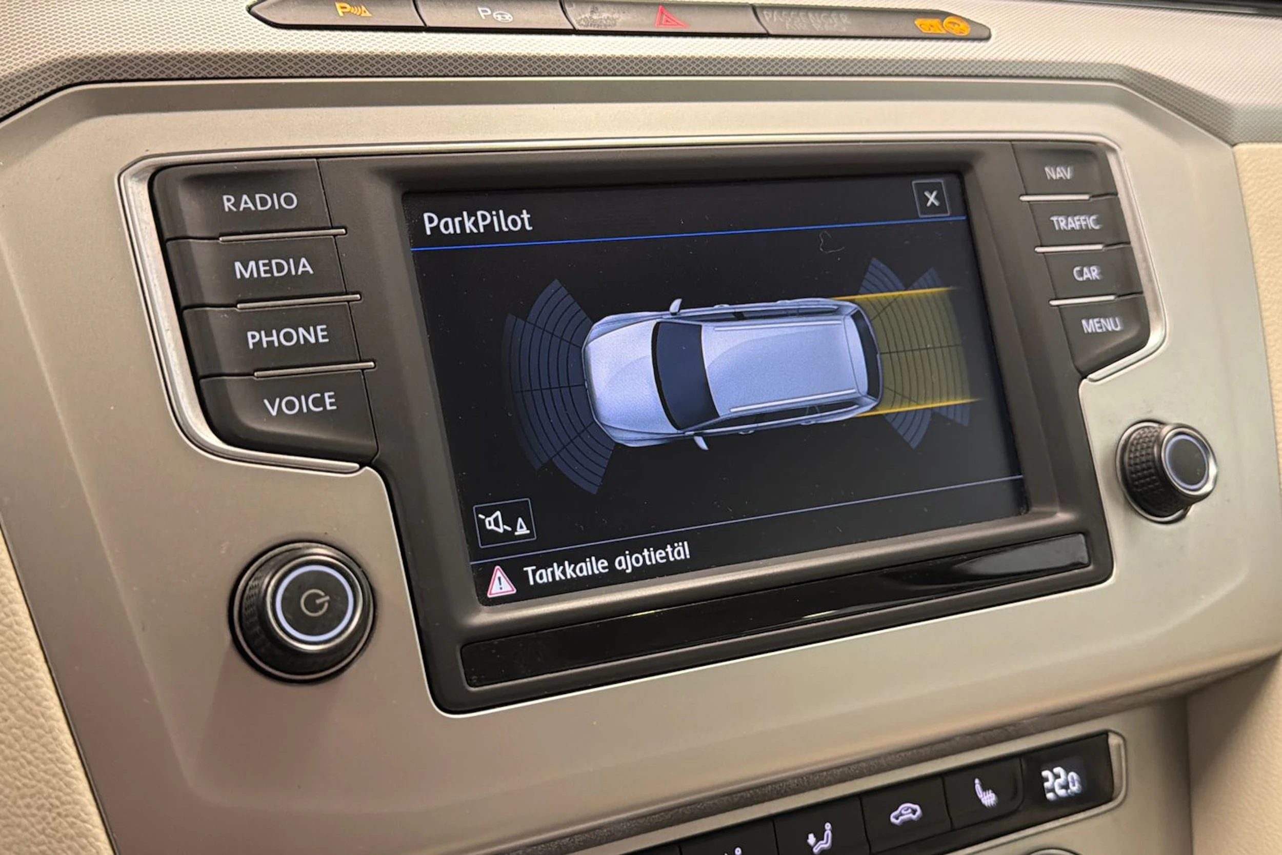 musta Volkswagen Passat 2017 kuva 18.