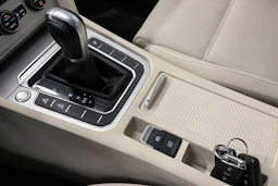 musta Volkswagen Passat 2017 kuva 23.
