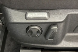Harmaa Volkswagen Passat 2017 kuva 12.
