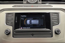 Harmaa Volkswagen Passat 2017 kuva 17.