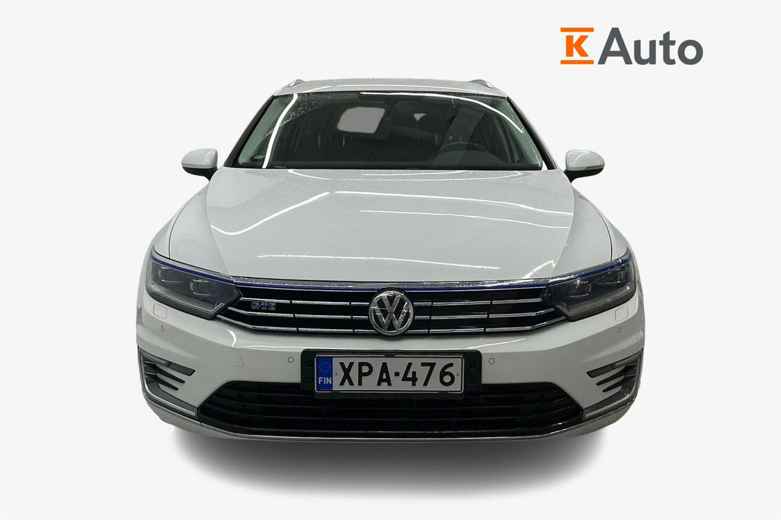 Valkoinen Volkswagen PASSAT 2017 kuva 4.