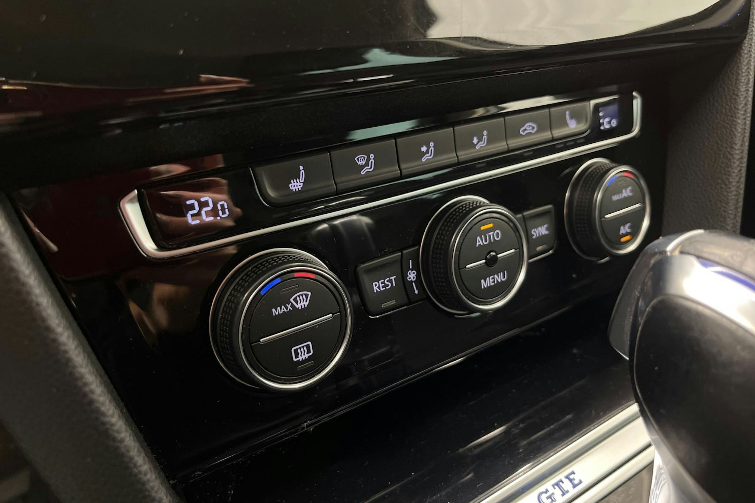 Valkoinen Volkswagen PASSAT 2017 kuva 23.