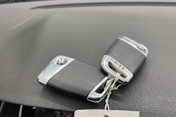 Valkoinen Volkswagen PASSAT 2017 kuva 25.