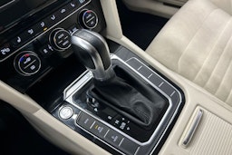 musta Volkswagen Passat 2017 kuva 24.