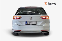 Valkoinen Volkswagen PASSAT 2017 kuva 3.