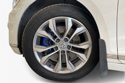 Valkoinen Volkswagen PASSAT 2017 kuva 9.