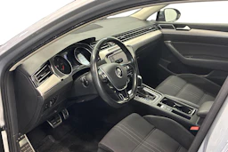 Harmaa Volkswagen PASSAT 2017 kuva 8.