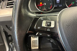Harmaa Volkswagen PASSAT 2017 kuva 16.