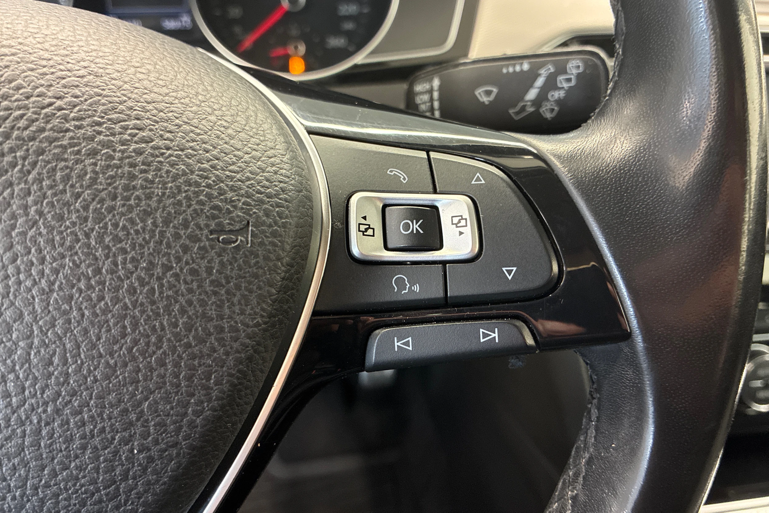 Harmaa Volkswagen PASSAT 2017 kuva 17.