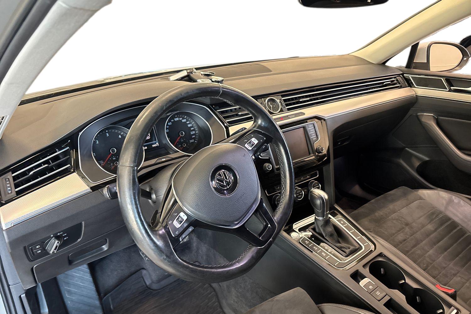 Volkswagen Passat 2017, kuva 3/3