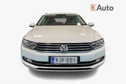 valkoinen Volkswagen Passat 2017 kuva 5.