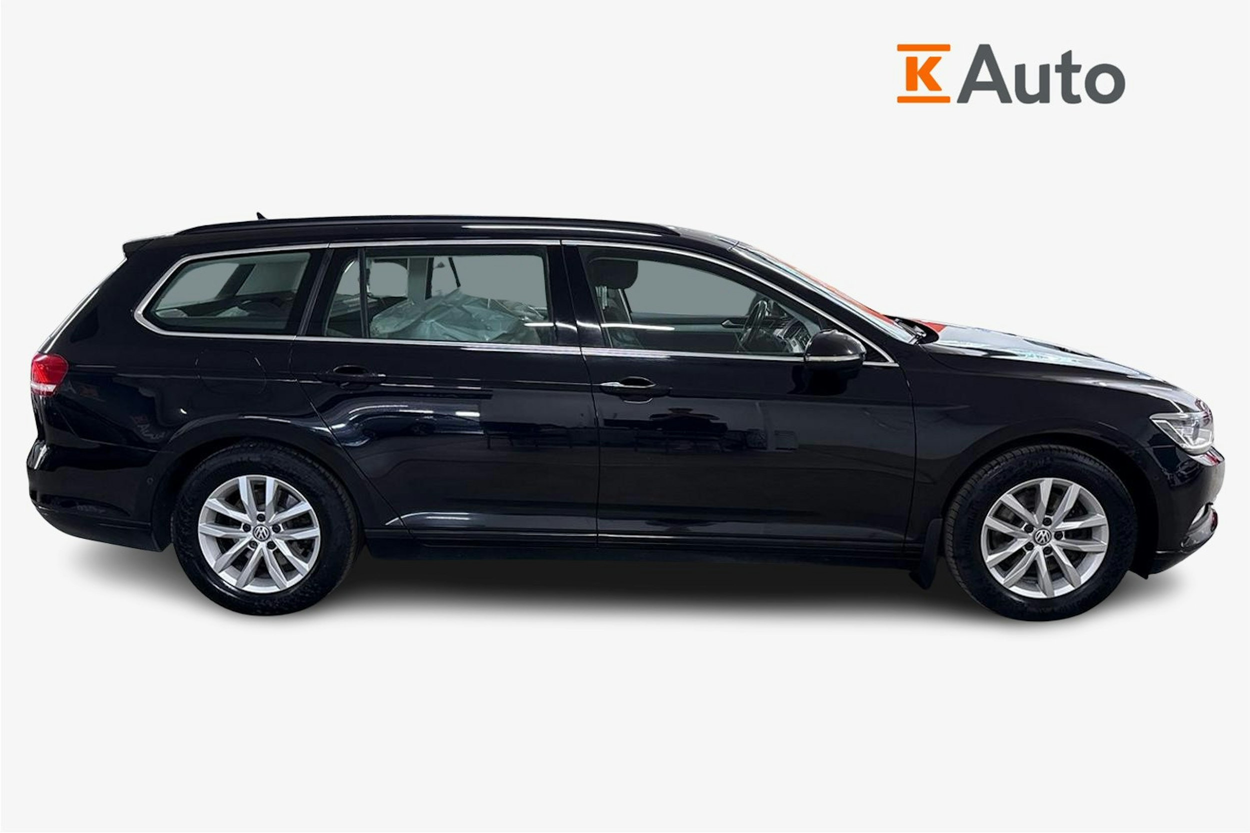 Musta Volkswagen PASSAT 2017 kuva 6.