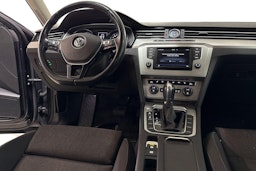 Musta Volkswagen PASSAT 2017 kuva 9.