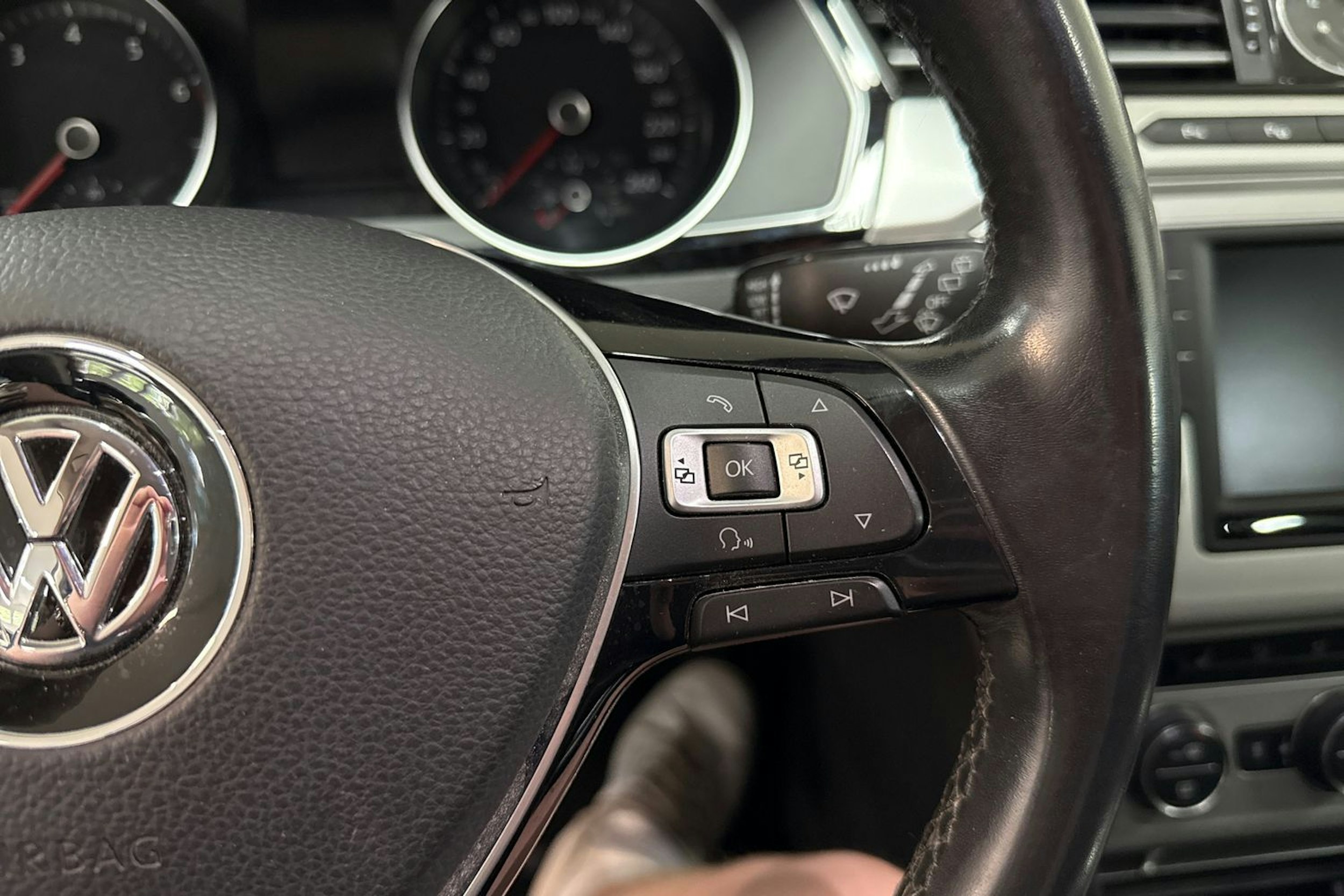 Musta Volkswagen PASSAT 2017 kuva 20.