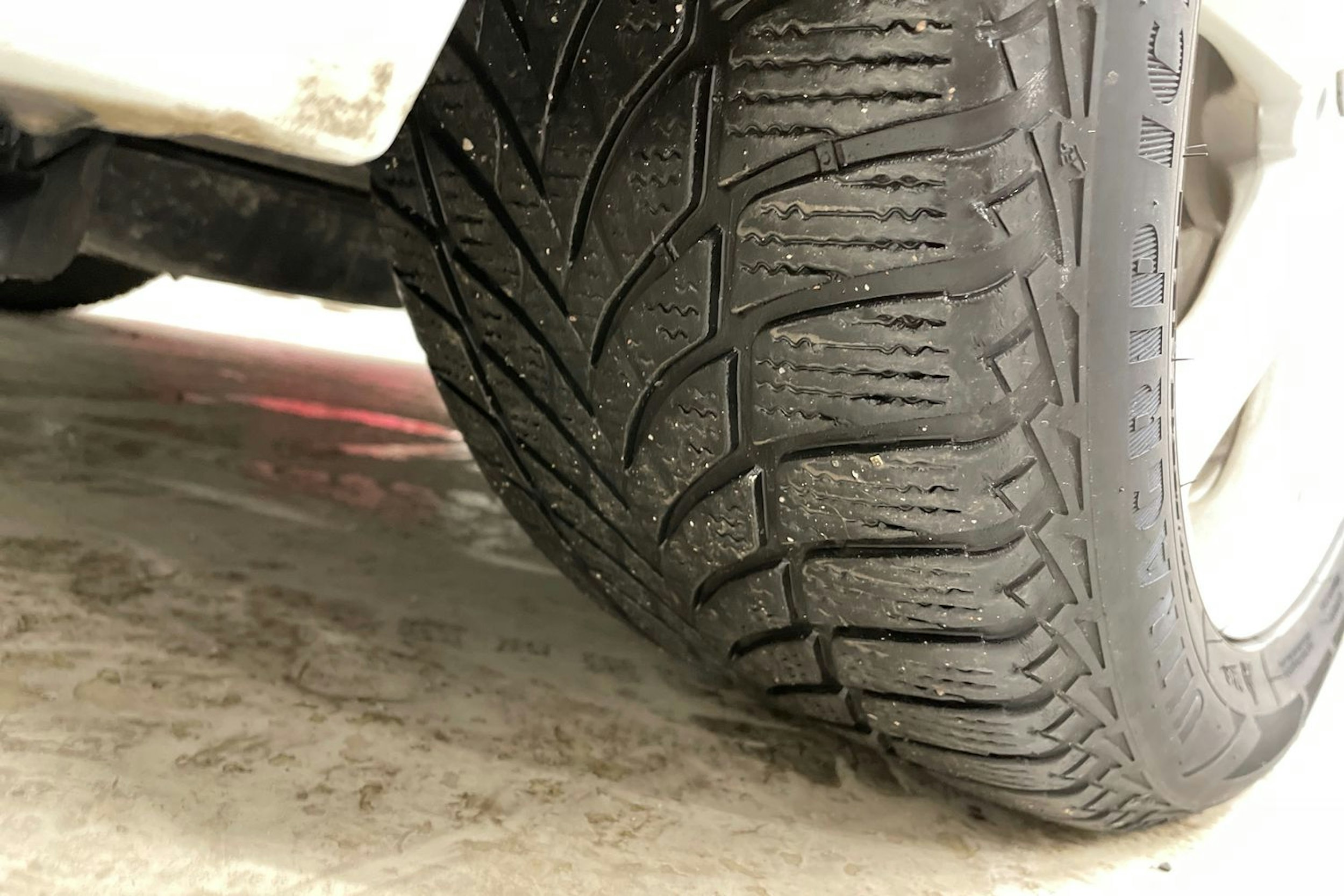 valkoinen Volkswagen Passat 2017 kuva 10.