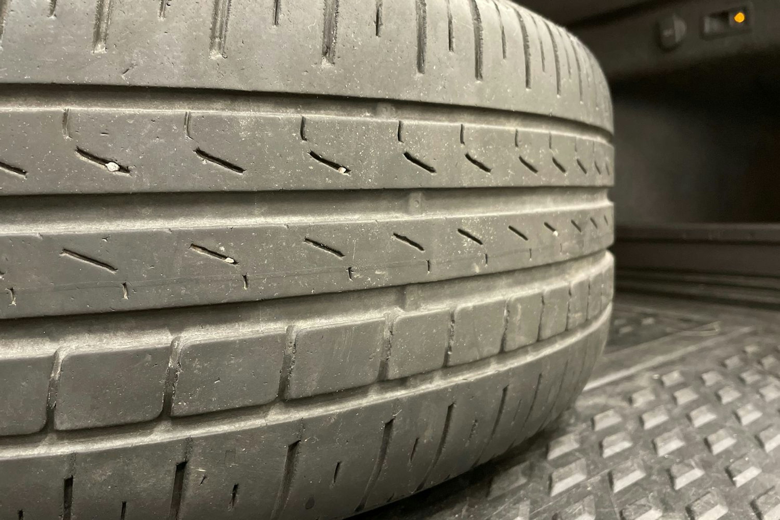 valkoinen Volkswagen Passat 2017 kuva 15.