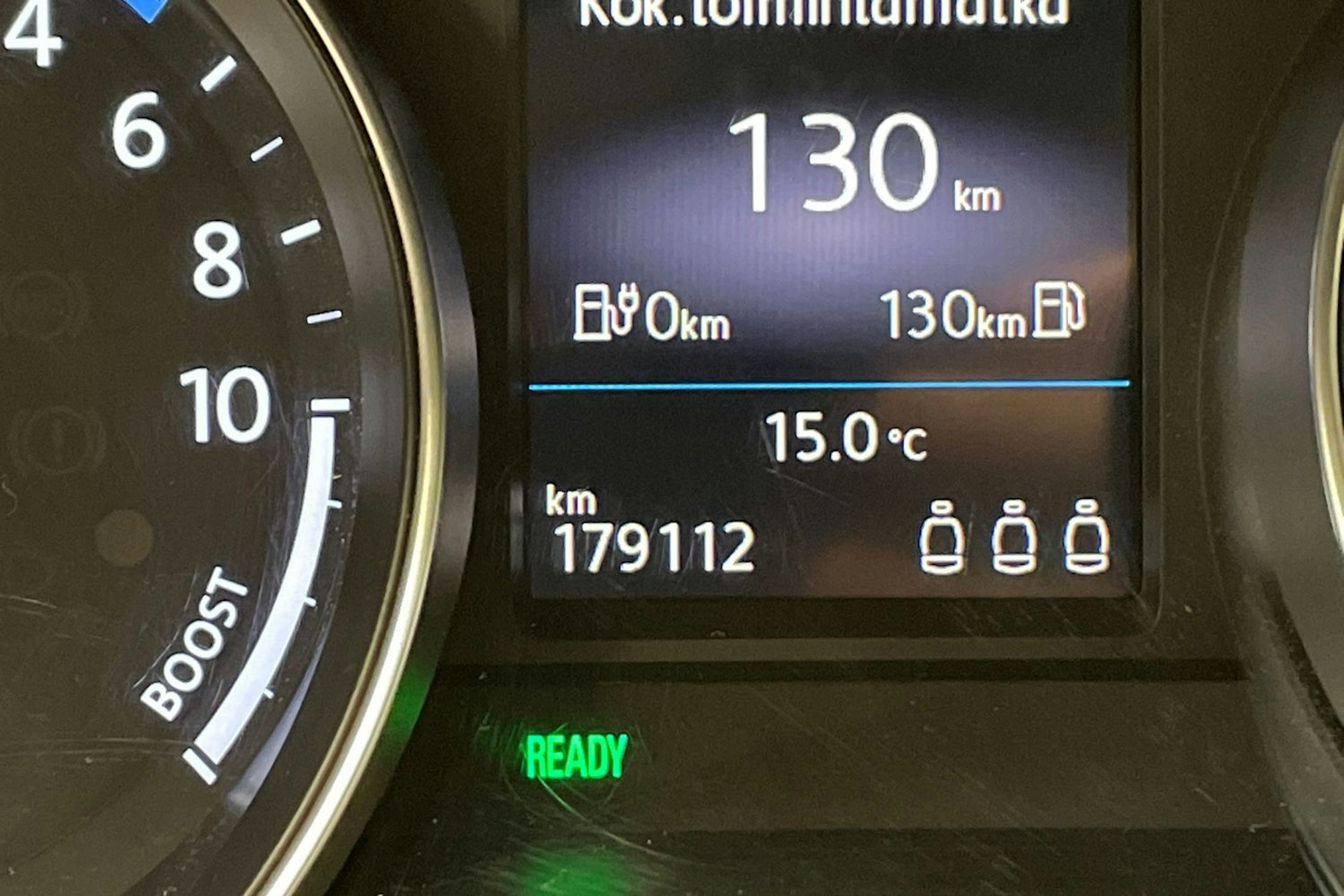 valkoinen Volkswagen Passat 2017 kuva 21.