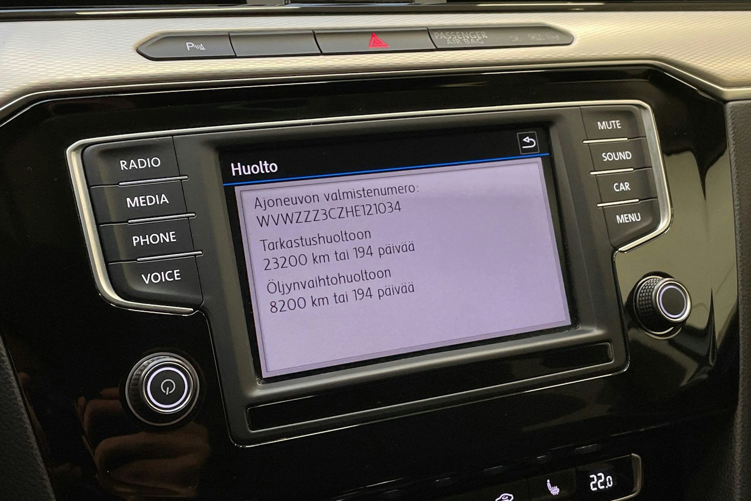 valkoinen Volkswagen Passat 2017 kuva 28.