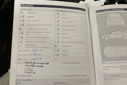 valkoinen Volkswagen Passat 2017 kuva 32.