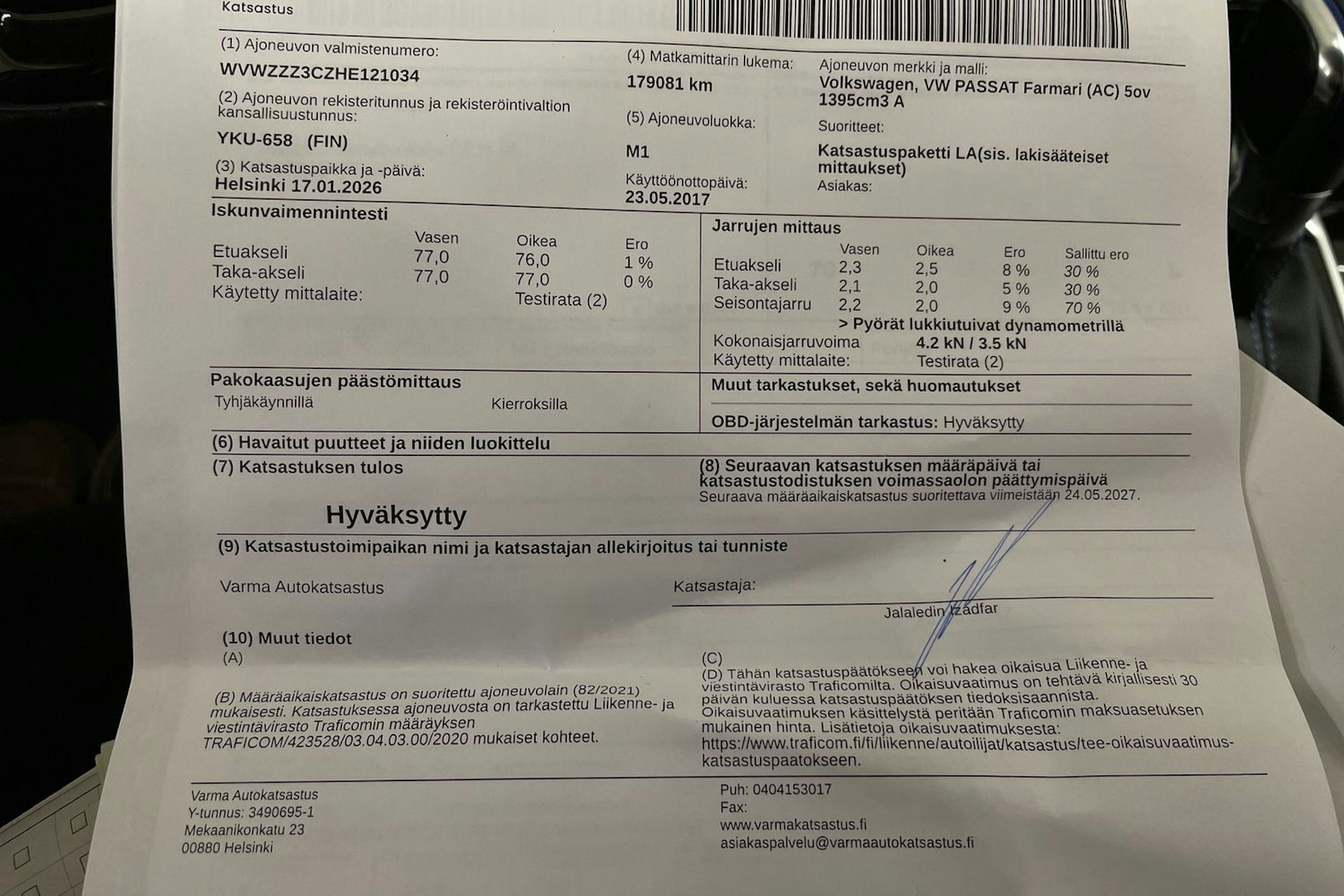 valkoinen Volkswagen Passat 2017 kuva 36.