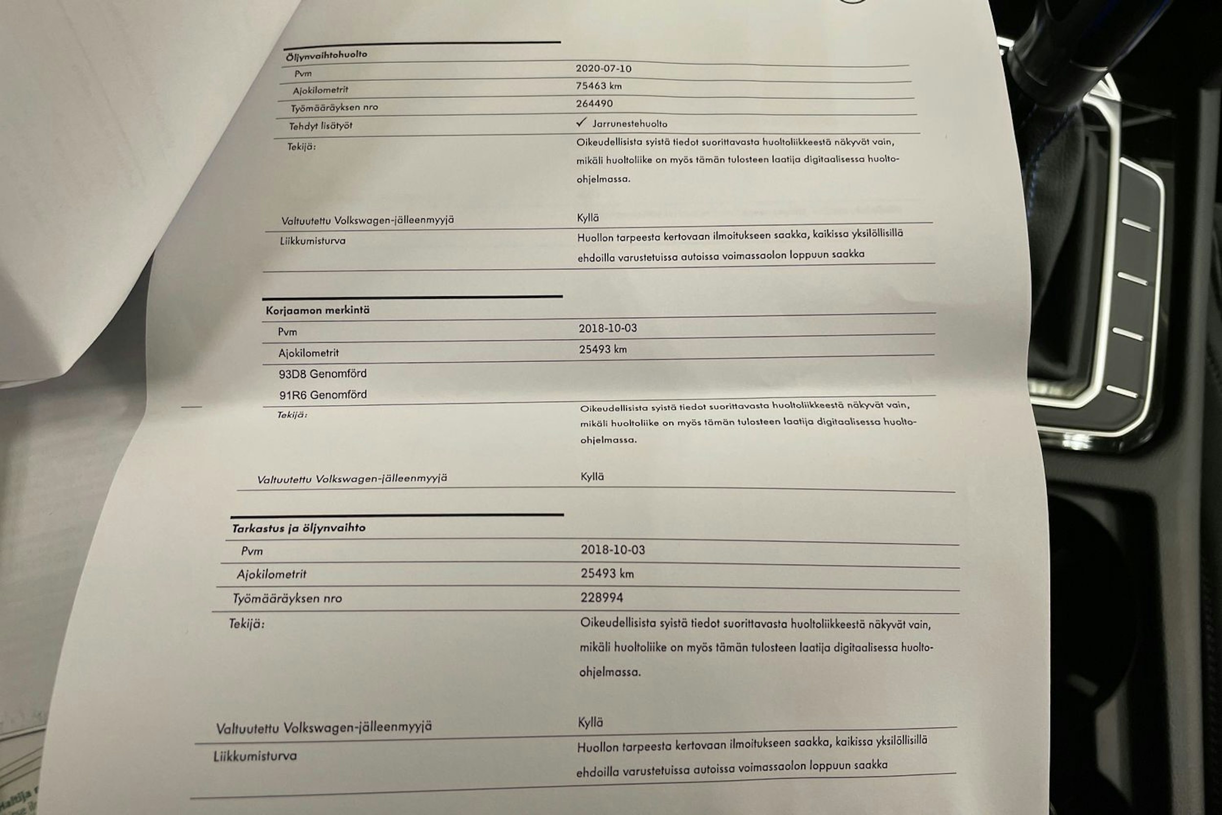 valkoinen Volkswagen Passat 2017 kuva 41.