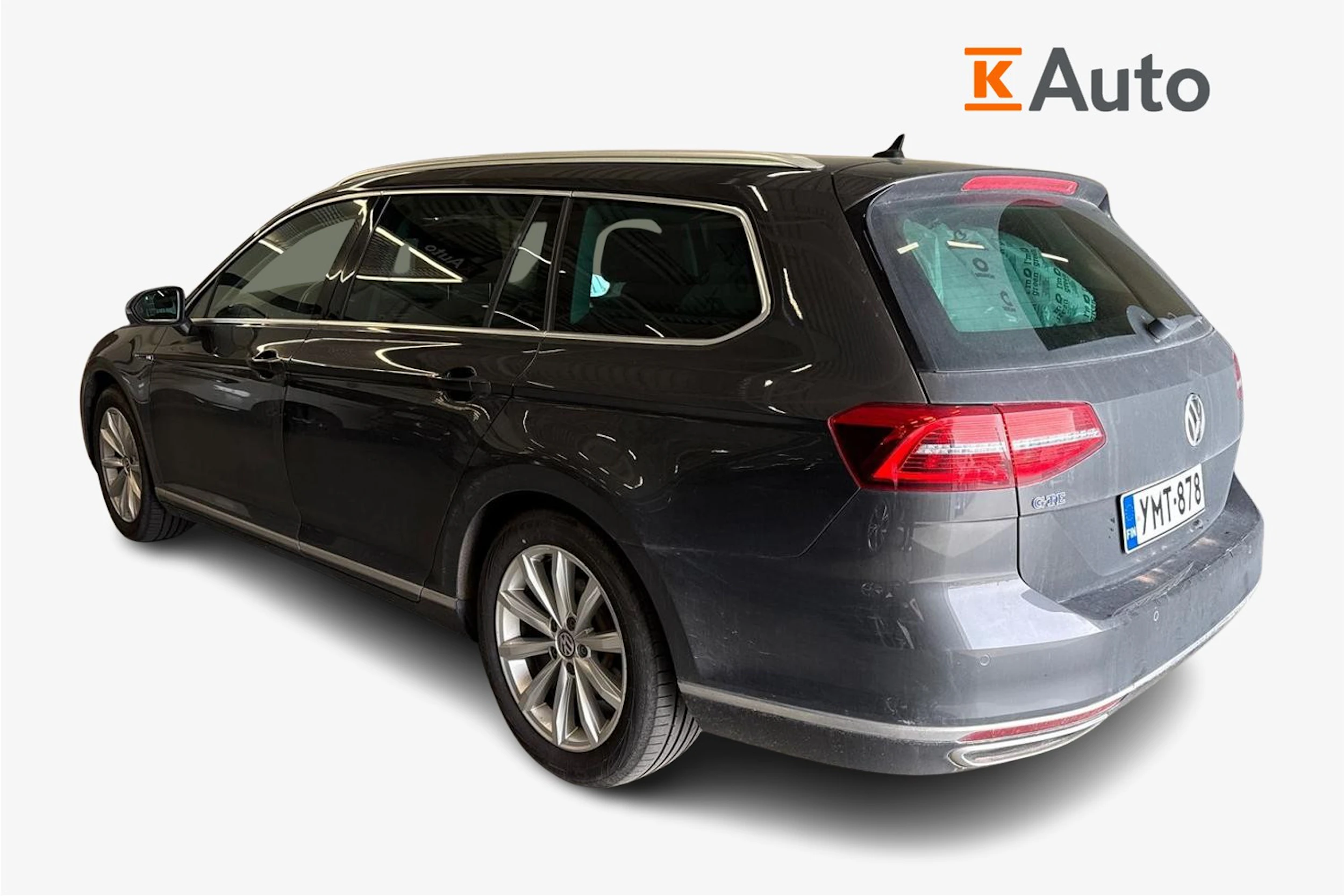 musta Volkswagen Passat 2017 kuva 2.