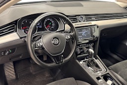 Harmaa Volkswagen PASSAT 2017 kuva 7.