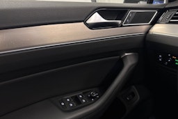 Harmaa Volkswagen PASSAT 2017 kuva 18.