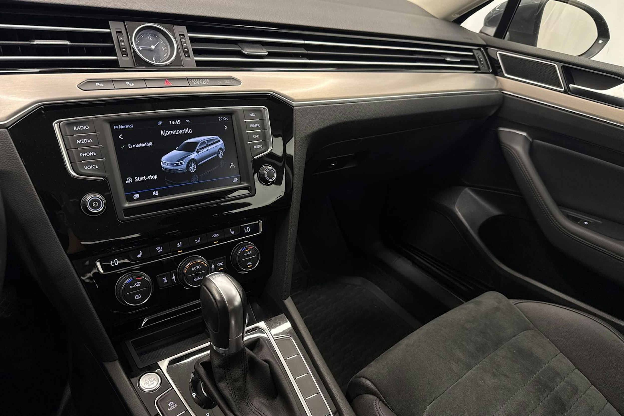 Harmaa Volkswagen PASSAT 2017 kuva 21.
