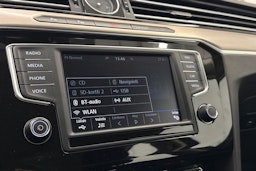 Harmaa Volkswagen PASSAT 2017 kuva 24.