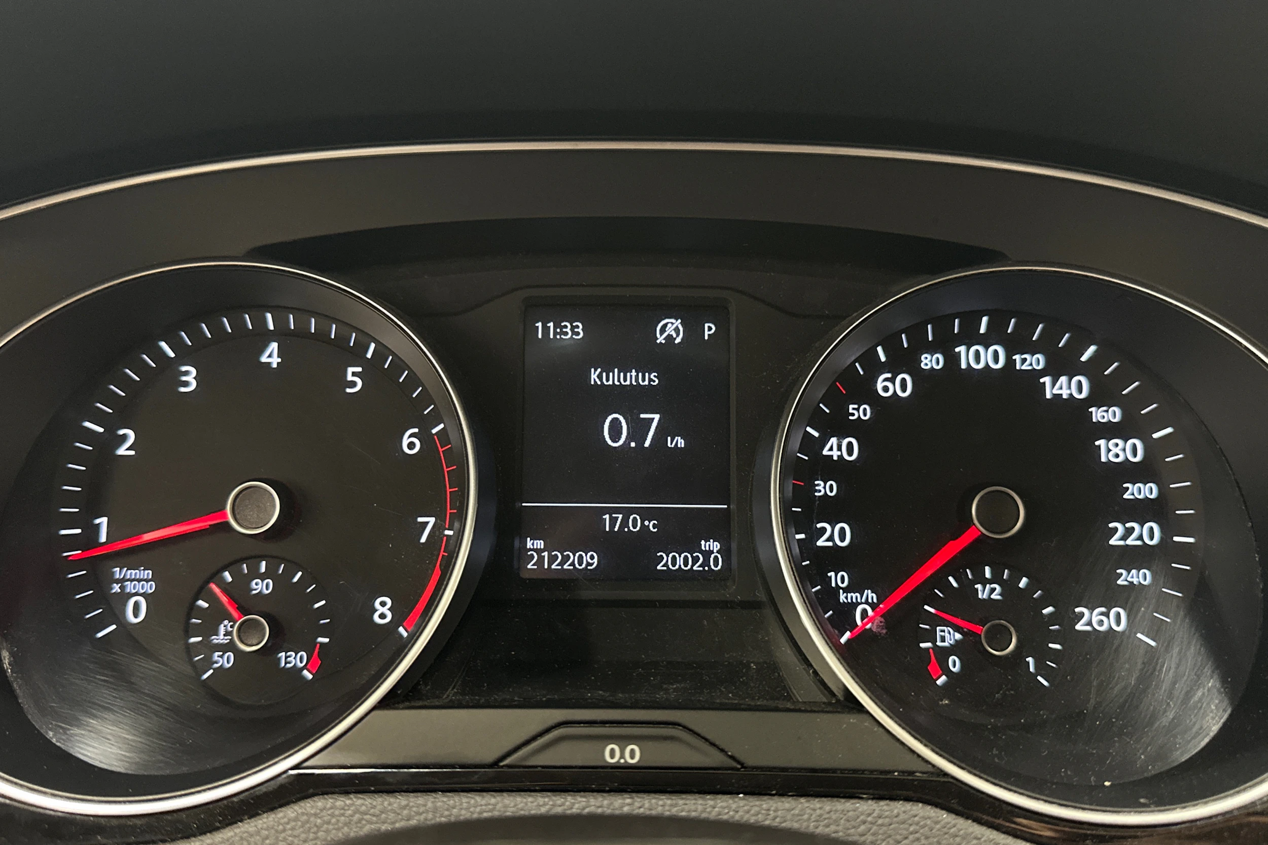 met. harmaa Volkswagen Passat 2017 kuva 19.