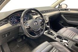 valkoinen Volkswagen Passat 2017 kuva 7.