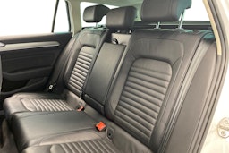 valkoinen Volkswagen Passat 2017 kuva 10.
