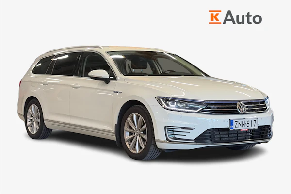 Volkswagen Passat Variant GTE Plug-In Hybrid 160 kW (218 hv) DSG-automaatti