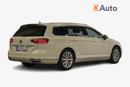 valkoinen Volkswagen Passat 2017 kuva 2.